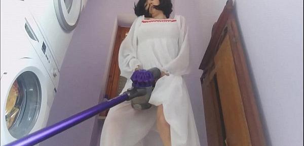  what a naughty housewife! all naked and struggling with the vacuum cleaner